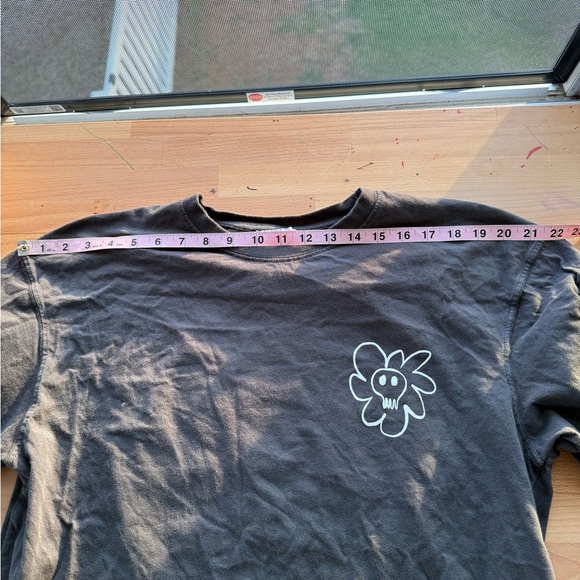 Zara Charcoal Skull Graphic Tee - Picture 5 of 7